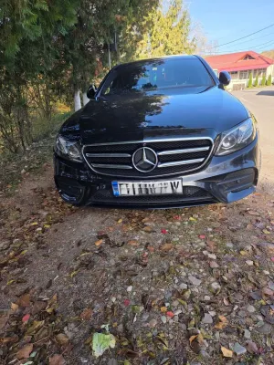 Mercedes-Benz E W213 [2016 - 2023] 220 d 4MATIC Aut. 2018