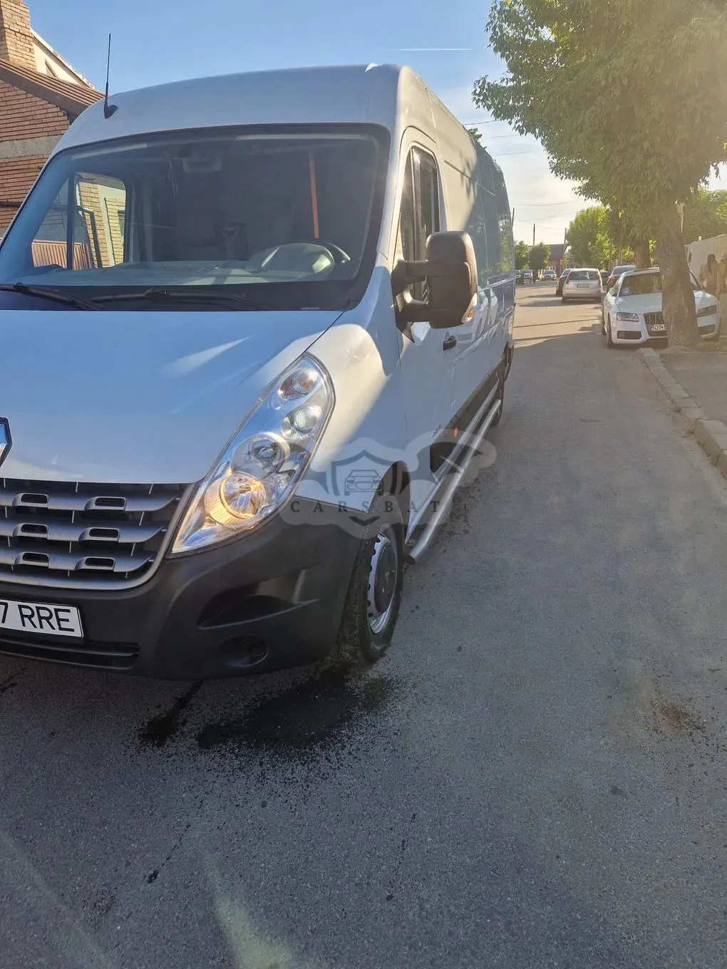 Renault Master 2.3 Furgon cabina Dubla L3H2 3,5t 6+1 9 m3 2014