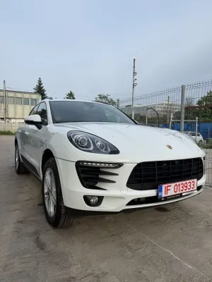 Porsche Macan Standard 2018