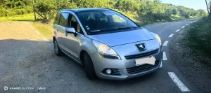 Peugeot 5008 I [2009 - 2017] HDI FAP 150 Active 2011