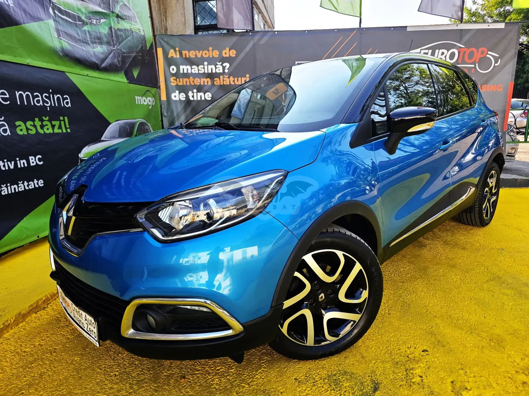 Renault Captur / QM3 I [2013 - 2019] TCe 120 EDC Helly Hansen 2016
