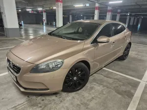 Volvo V40 D4 VEA R-Design 2014