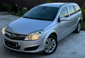 Opel Astra H [2004 - 2010] 1.7 CDTI Essentia 2009