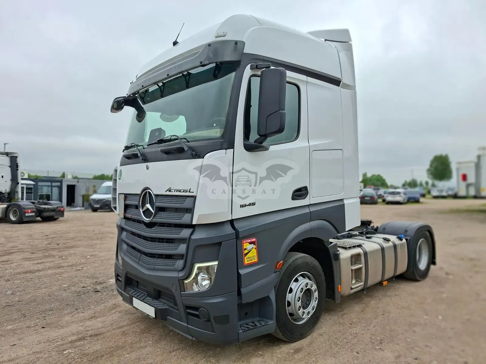 Mercedes-Benz Actros 2025