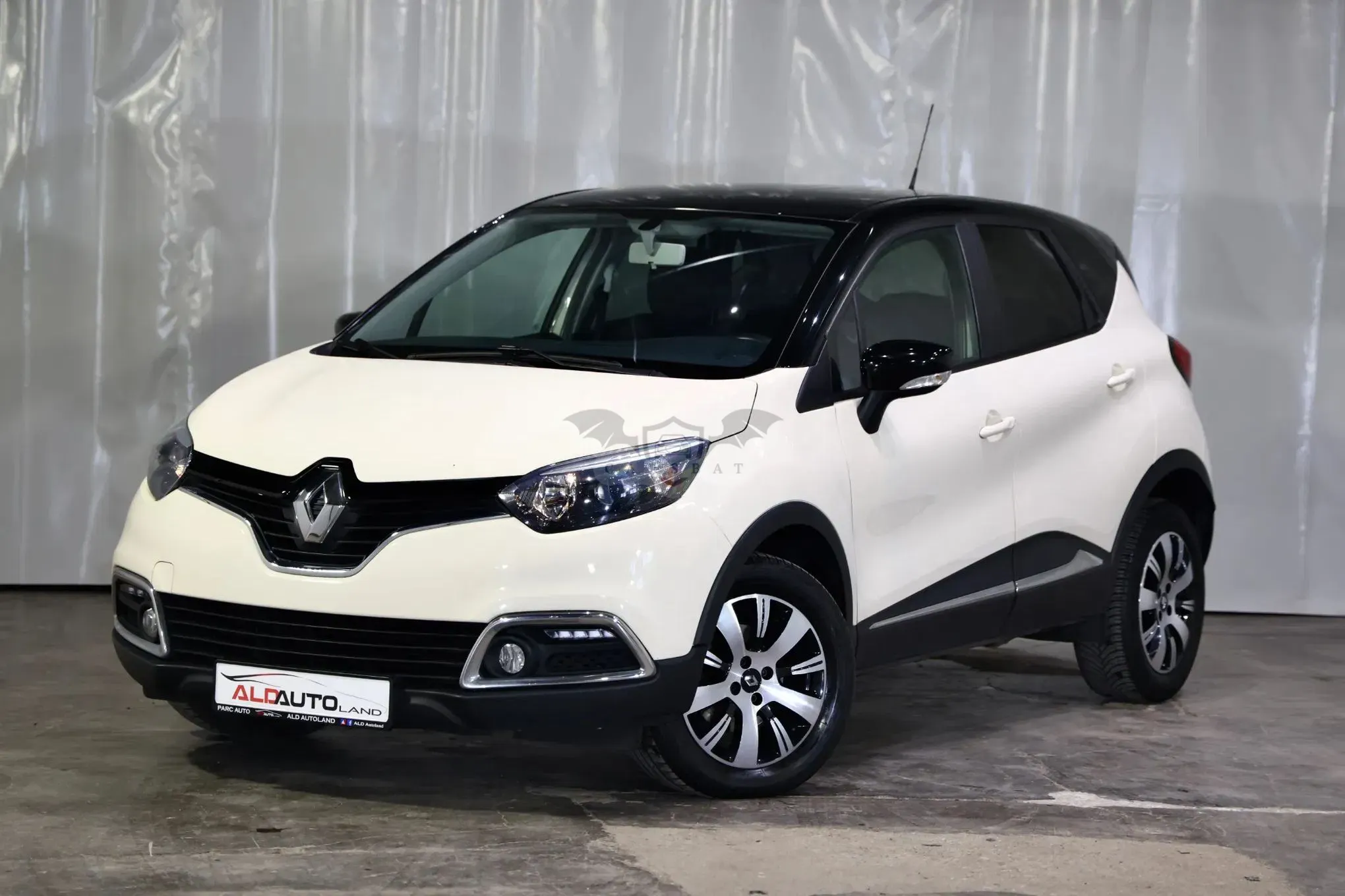 Renault Captur / QM3 I [2013 - 2019] dCi 90 EDC Helly Hansen 2015