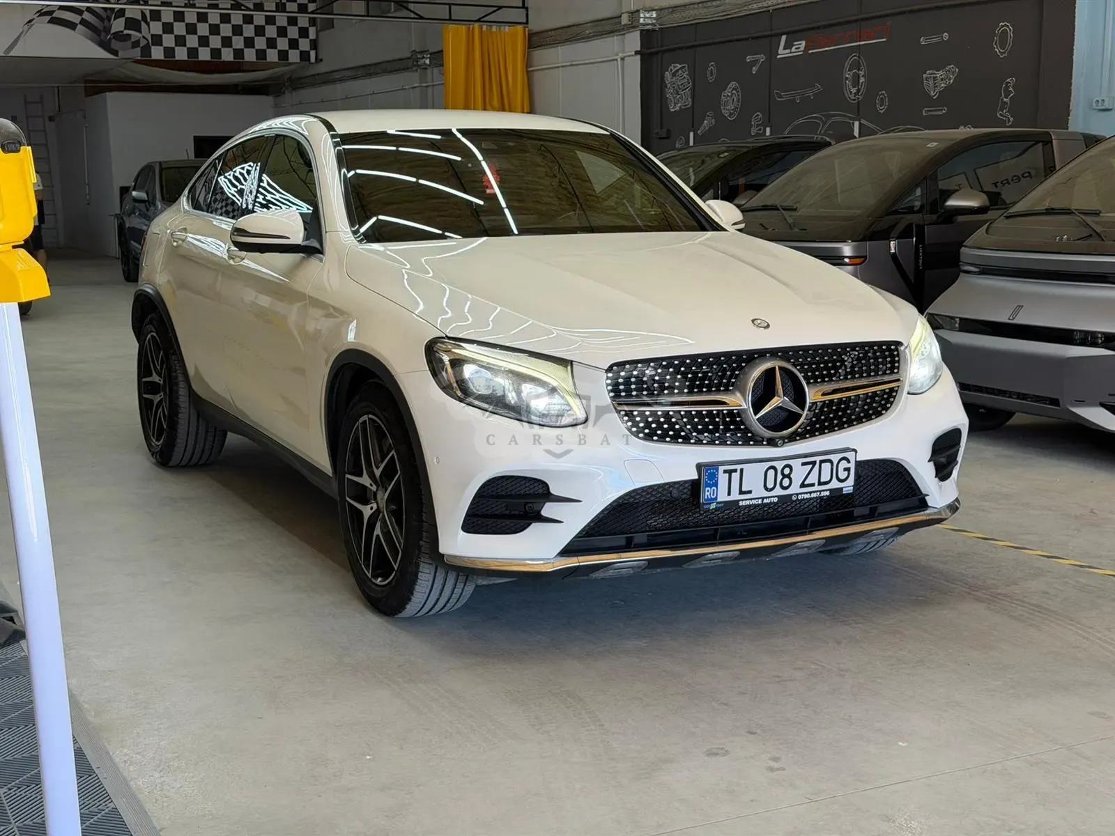 Mercedes-Benz GLC C253 [2016-2023] 220 d 4Matic 9G-TRONIC AMG Line 2016