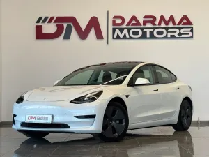 Tesla Model 3 Standard Reichweite Plus Hinterradantrieb 2021