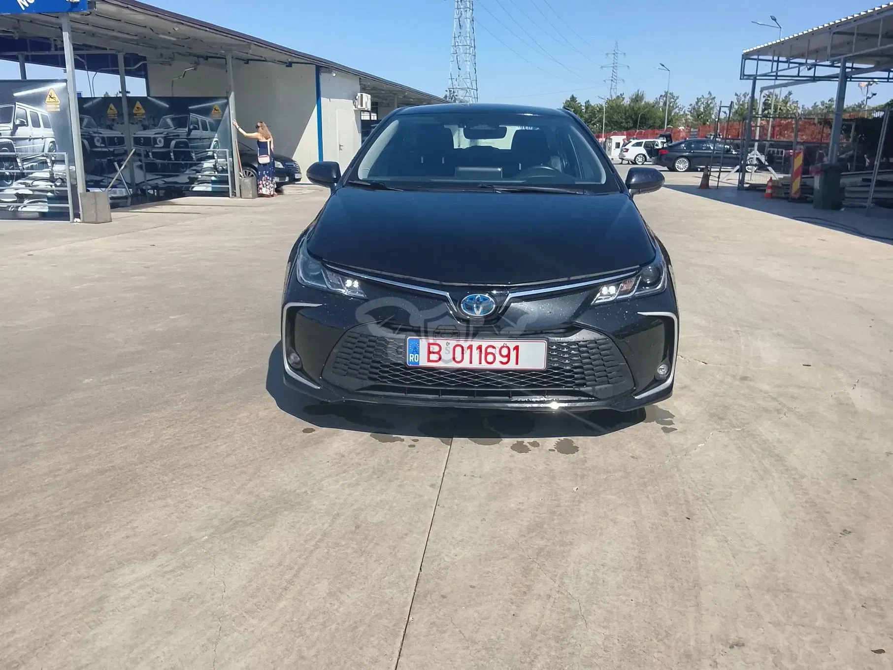 Toyota Corolla 1.8 HSD Business 2024