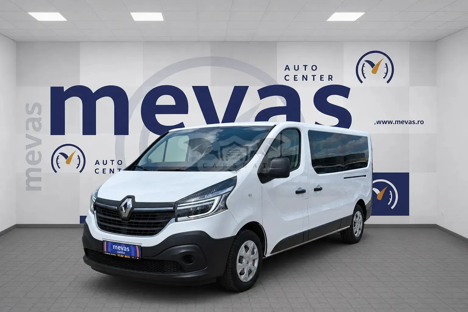 Renault Trafic 2.0 Blue dCi 120 Combi L1H1 8+1 locuri Authentique 2019