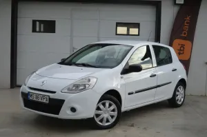 Renault Clio III [2005 - 2013] III 1.5 dCi Yahoo 2012