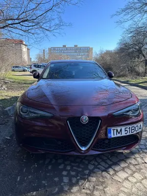 Alfa Romeo Giulia 2.0 Turbo 16V AT8 Business 2019