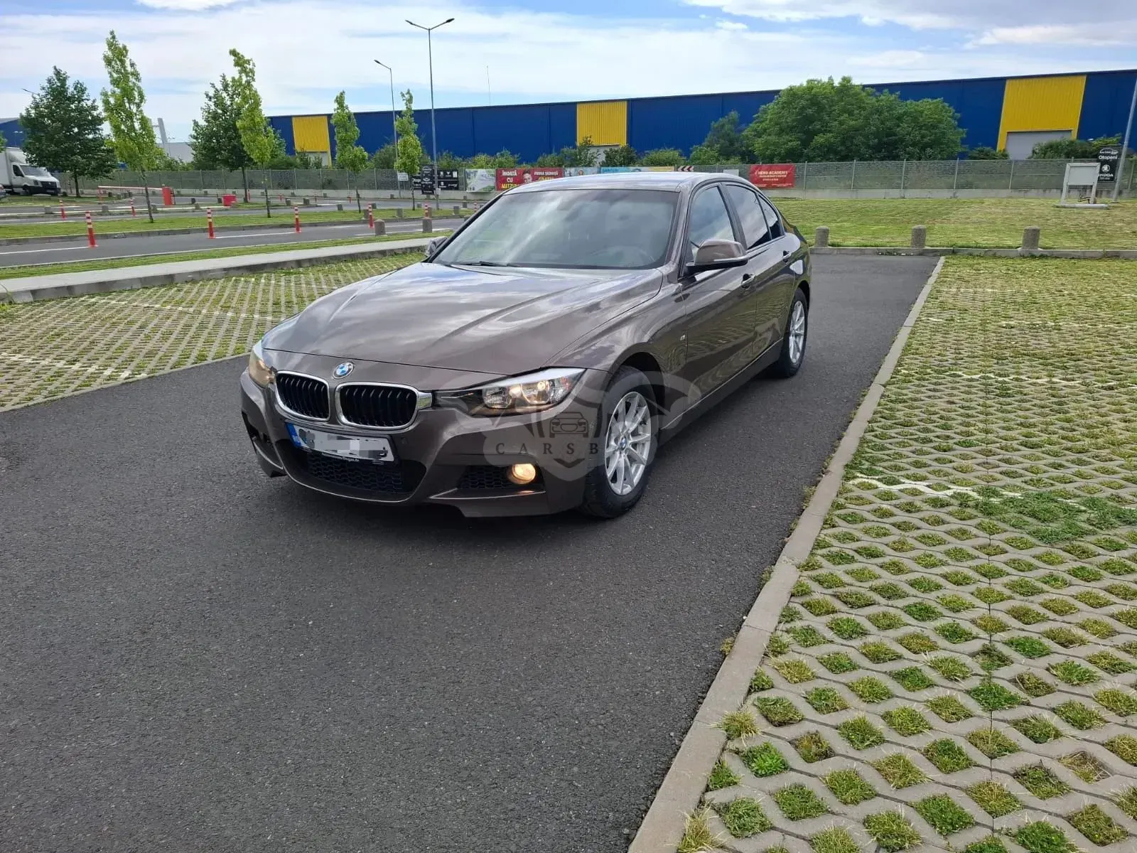 BMW 3 Series F30/F31/F34 [2011 - 2019] 318d Aut. Luxury Line 2013