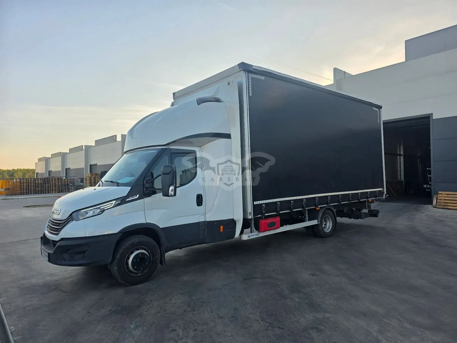 Iveco Massif 2024