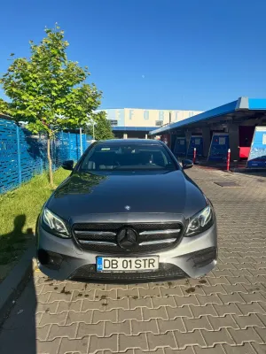 Mercedes-Benz E 220 d Aut. 2016