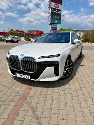 BMW 7 Series G70 [2022-Prezent] 2024