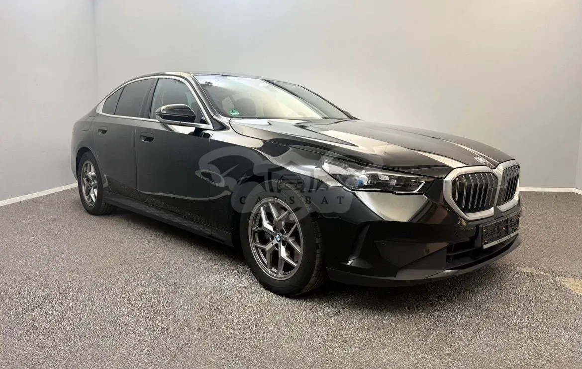 BMW 5 Series G60/G61 [2023-Prezent] 520i AT MHEV 2024