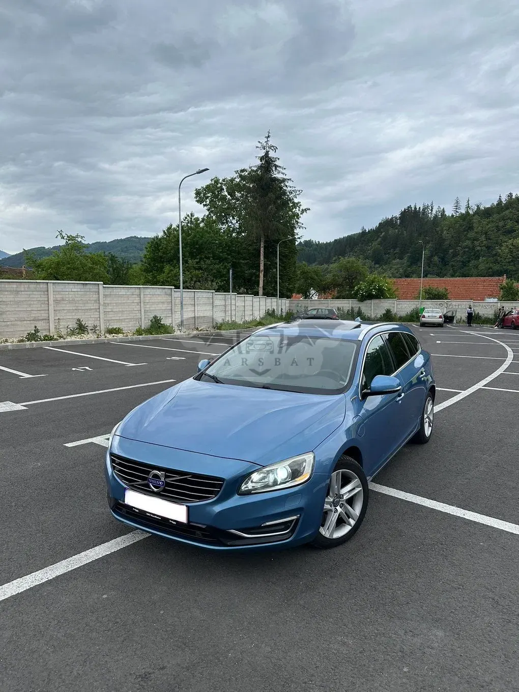 Volvo V60 I [2010 - 2018] D6 Plug-In-Hybrid AWD Geartronic Summum 2014
