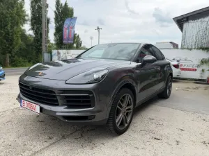 Porsche Cayenne 2021