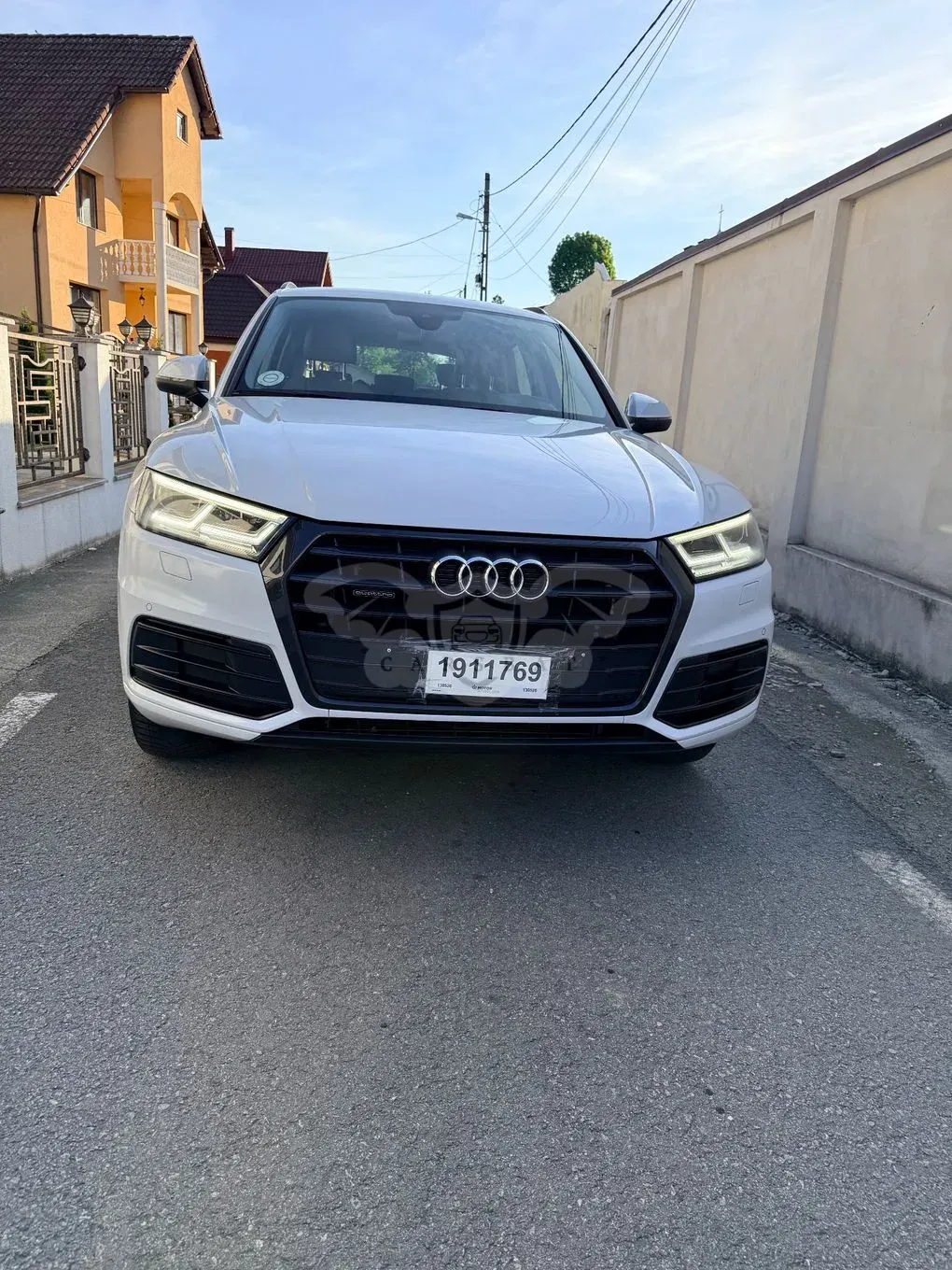 Audi Q5 FY [2016 - Prezent] 2.0 40 TDI quattro Sport 2018