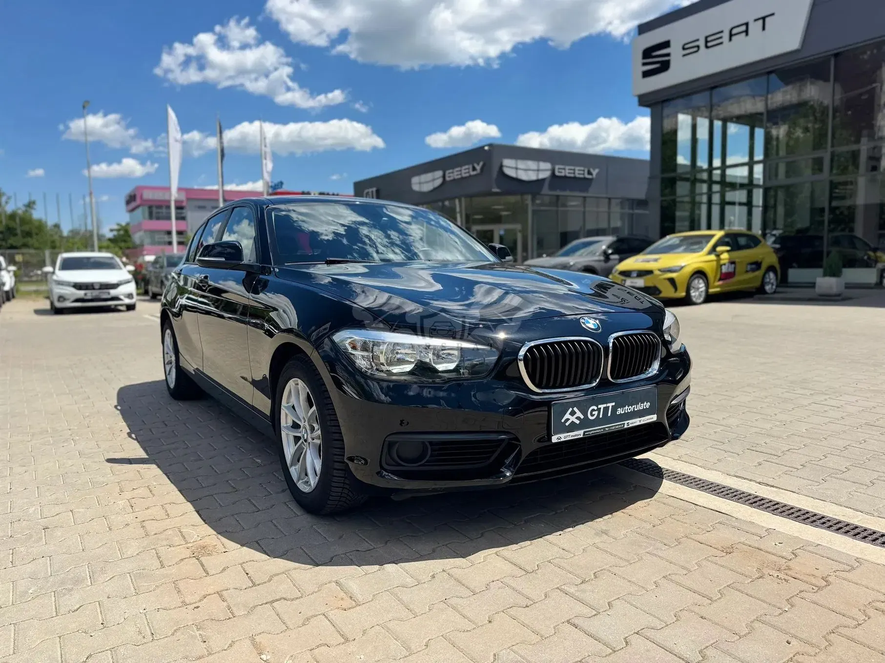 BMW 1 Series F20/F21 [2011 - 2019] 118i Aut. Sport Line 2016