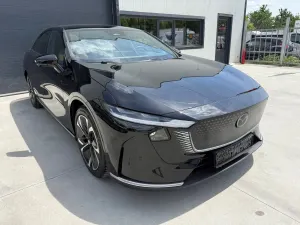 Mazda 6e 2025