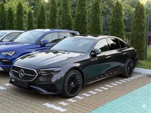 Mercedes-Benz E W214 [2023 - Prezent] 300e 9G-TRONIC AMG Line NIGHT Edition 2024