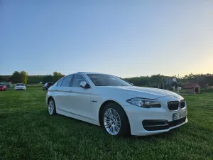 BMW 5 Series F10/F11/F07 [2010 - 2017] 520d Aut. Luxury Line 2014