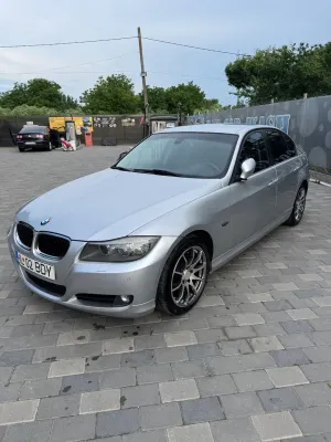 BMW 3 Series E90/E91/E92/E93 [2005 - 2013] 320d 2010