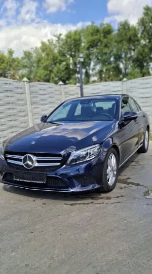 Mercedes-Benz C W205 [2014 - 2021] 220 d 9G-TRONIC Avantgarde 2019