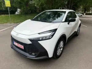 Toyota C-HR 1.8 HEV 140 CP 4x2 CVT Active 2025