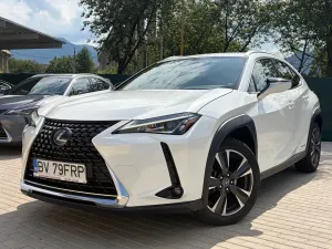Lexus UX 250h Business Edition 2019