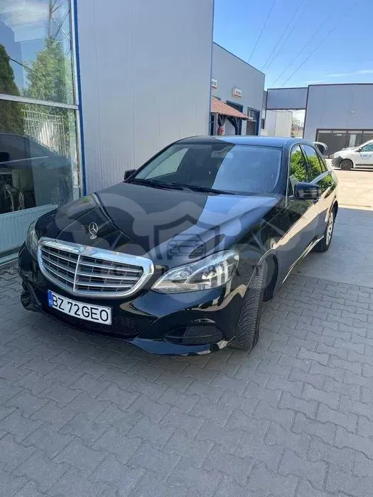 Mercedes-Benz E 200 BlueTEC 7G-TRONIC 2015