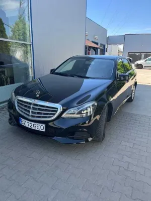 Mercedes-Benz E 200 BlueTEC 7G-TRONIC 2015