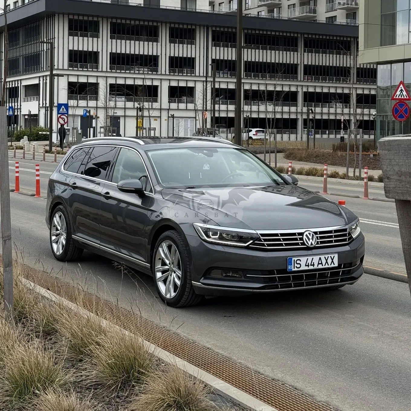 Volkswagen Passat B8 [2014 - Prezent] 2.0 TDI SCR DSG (BlueM Tech) Highline 2017
