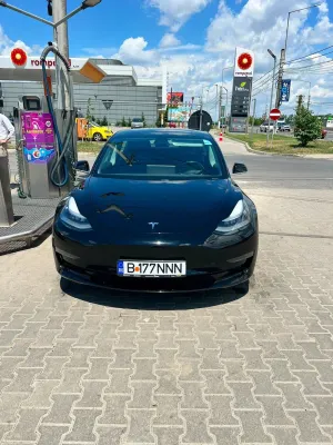 Tesla Model 3 2019