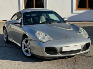 Porsche 911 Carrera 4S 2002