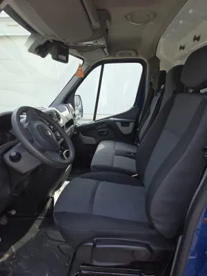 Renault Master L2H2 2012