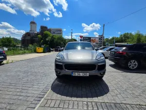 Porsche Cayenne 2015