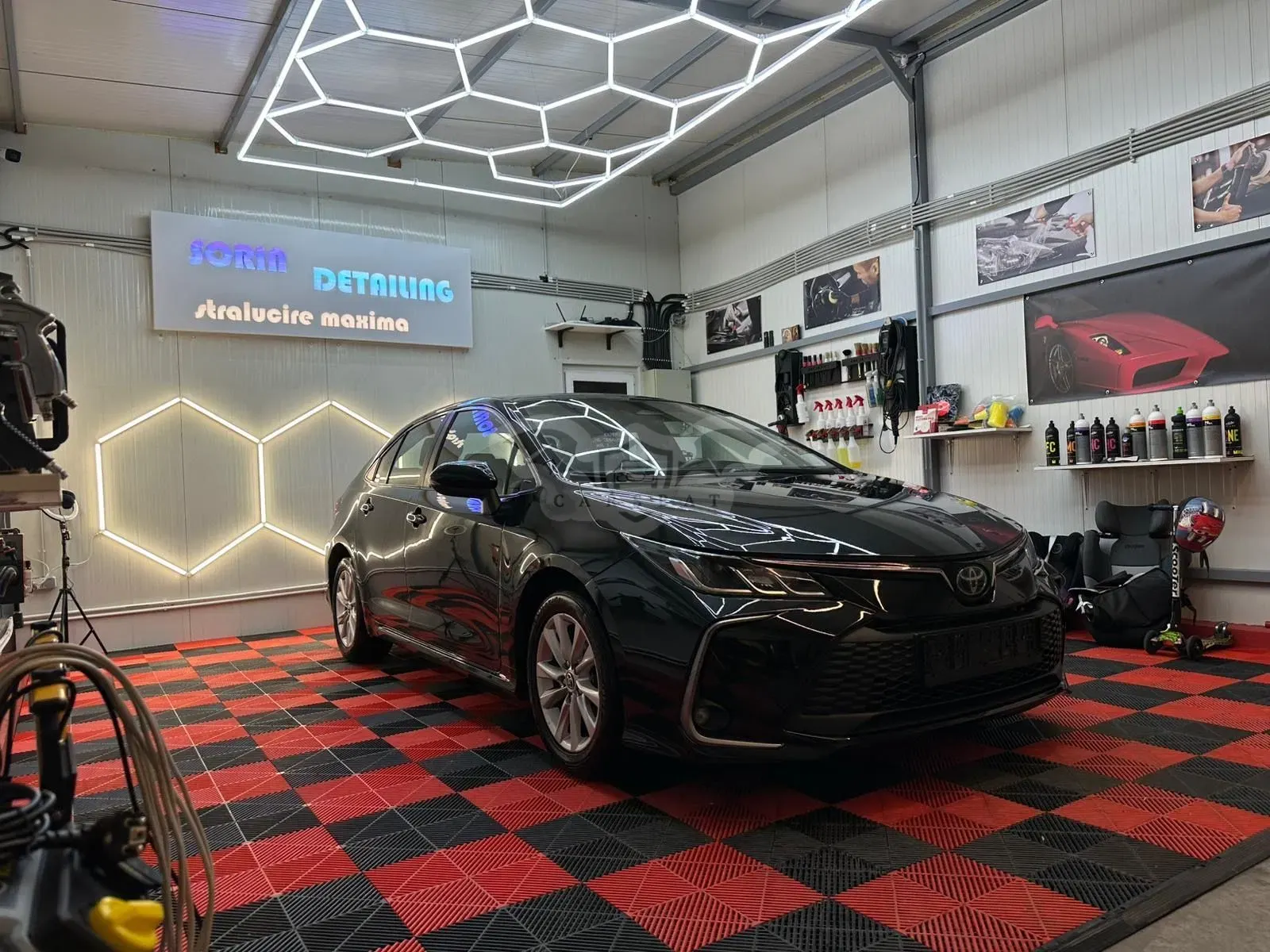 Toyota Corolla XII [2020 - Prezent] 1.8 HSD Business 2023