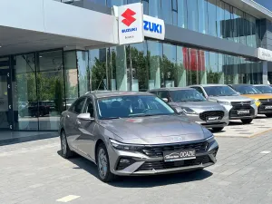 Hyundai Elantra 1.6 l 123 CP CVT Highway 2023