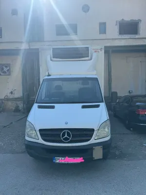 Mercedes-Benz Sprinter 2012