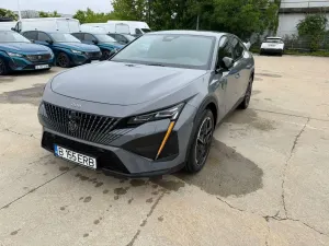 Peugeot 408 1.6L 180 PHEV GT 2025