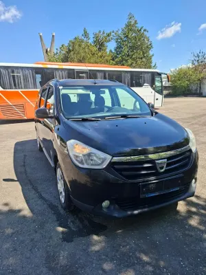 Dacia Lodgy 1.5 dCi 109 CP Laureate 2012