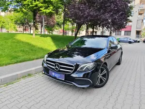 Mercedes-Benz E W213 [2016 - 2023] 200 d 9G-TRONIC Avantgarde 2018