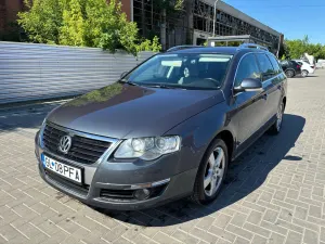 Volkswagen Passat B6 [2005 - 2010] 2.0 TDI Comfortline DPF 2010