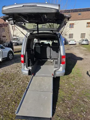 Volkswagen Caddy 1.6 TDI Trendline 2012