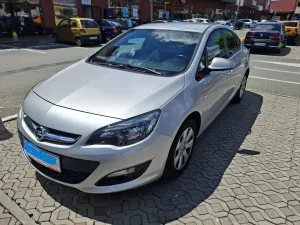 Opel Astra J [2009 - 2018] 1.4 ECOTEC Turbo Selection 2019