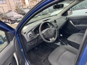Dacia Logan II [2012 - 2020] 1.5 90CP Laureate 2013