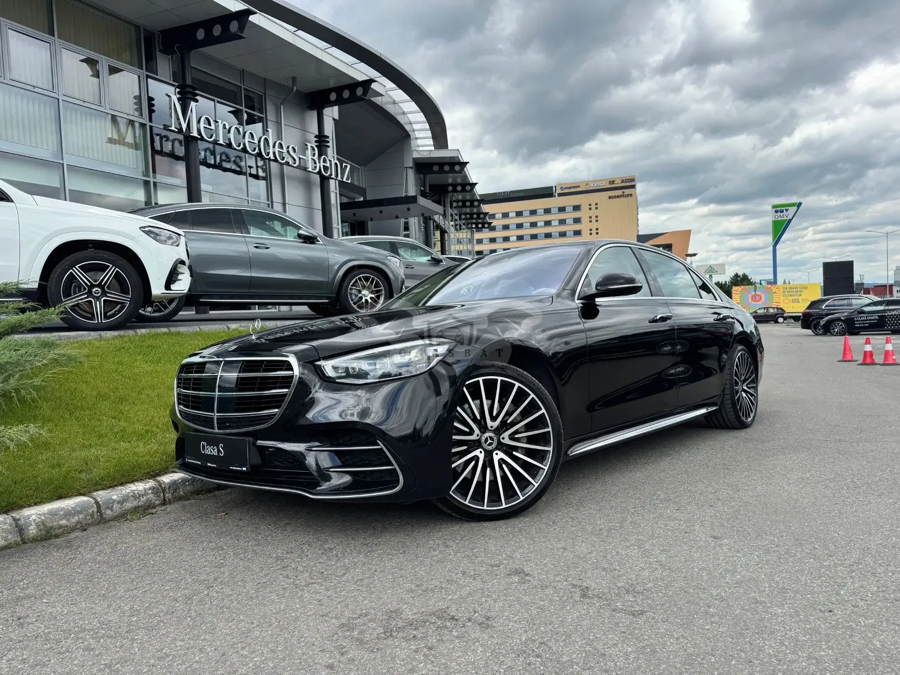 Mercedes-Benz S 400 d 4MATIC L 9G-TRONIC 2023