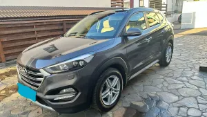 Hyundai Tucson III [2015 - 2020] 2.0 CRDI 4WD 6AT Luxury Pack+ 2017